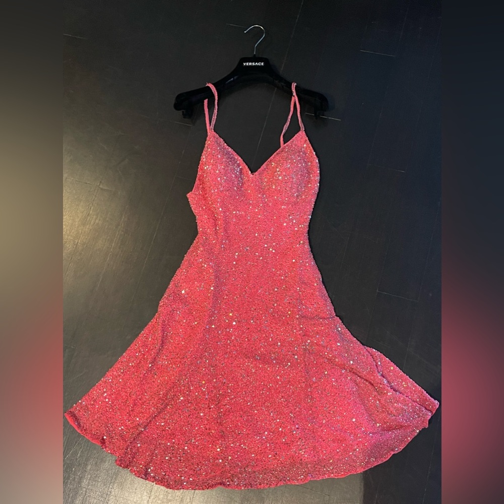 Very cute and chic brand new pink Scala dress.